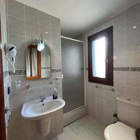 Kirlangic Hotell Kaş